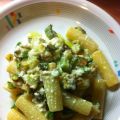 
Pasta con le zucchine alla crema di certosa
