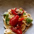 Spaghetti alla crema di ricotta, basilico,[...]