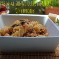 Pasta al tonno, olive e capperi 