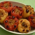 Peperoni ripieni con salsiccia e riso