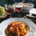 Tagliatelle con Ragù alla Bolognese & Lambrusco[...]