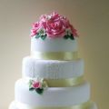 Torta romantica con le rose
