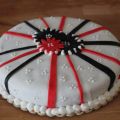 Torta decorata al cacao