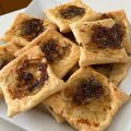 Sfogliatine tatin di cipolle