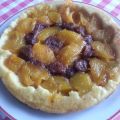 Tatin di pesche e amaretti
