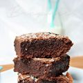 Brownies con cocco rapè e frutti rossi[...]