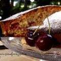 Torta di ciliegie e nocciole