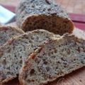 Pane Integrale con Erba Cipollina e Semi di Lino