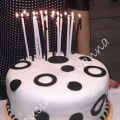 Torta in bianco e nero: 22 anni di Valentina