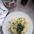 Spaghetti con purea di ceci, agretti e colatura[...]
