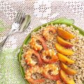 Orzo con gamberoni marinati e pesche grigliate