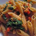 73. Penne con rucola e pesce bianco