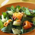 Insalatina di spinaci, pompelmo e salmone