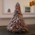 Alberello di Natale con pigne e glitter