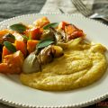 Verdure arrosto con polenta e gorgonzola