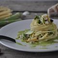 Spaghetti di Gragnano con asparagi croccanti,[...]