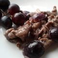 STRACCETTI DI MANZO CON UVA NERA