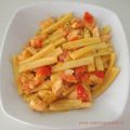 PASTA CON SALMONE, PANNA E POMODORINI