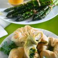 Asparagi grigliati con due salse