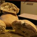 Pane alle Olive Verdi e Noci