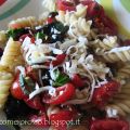 Fusilli con pomodoro fresco