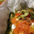 Feta al cartoccio con pomodori e broccoli