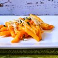 PASTA CON CREMA DI ZUCCA, PROVOLA E SALVIA[...]