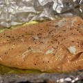 Salmone al cartoccio cotto al forno