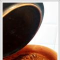 FAGIOLI IN PENTOLA DI TERRACOTTA CON SALAMELLA