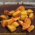 Patate arrosto al microonde con modalità crisp