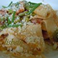 Straccetti di farro con sugo leggero di fave e[...]