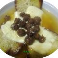 Zuppa rustica di pane e polpettine