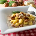 Gnocchi con salsa di gorgonzola e noci
