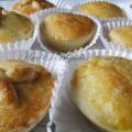 Empadinha de camarão. Tartellette di gamberi