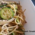 Pasta tonno, zucchine e salsa di soia