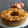 Ciambella alle pesche