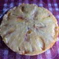 Torta rovesciata con pera e pesca