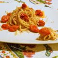 Linguine con datterini e briciole di pane[...]