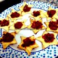 Biscottini di pasta brisèe con pomodori secchi[...]