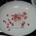 Fusilli al sugo con pancetta e olive verdi