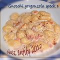 Gnocchi cremosi al gorgonzola, speck e noci