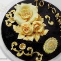 Topper Cake con rose pdz su base cioccolato[...]
