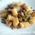 FUSILLONI  CON ZUCCHINE E PANCETTA AFFUMICATA