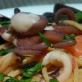 SPAGHETTI  POLPO CALAMARO E COZZE