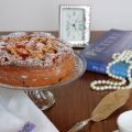 Torta di fragole rabarbaro e yogurt