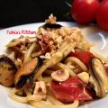 #Spaghetti con #vongole, #cozze e #nocciole