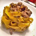 Tagliatelle al ragù d'anatra in bianco e scorza