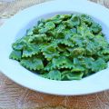 Farfalle con salsiccia e crema di spinaci al[...]