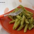 Pennette con pesto di rucola alle mandorle