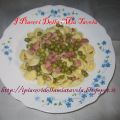 Orecchiette con piselli e pancetta.